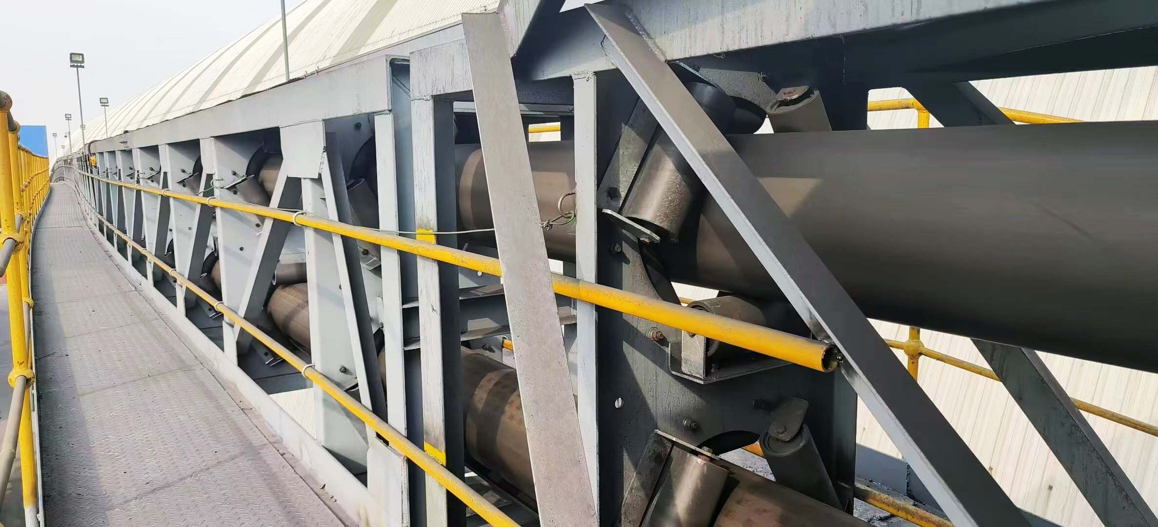 Pipe conveyor